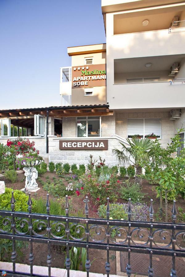 נייביצה Apartments Maslina II מראה חיצוני תמונה