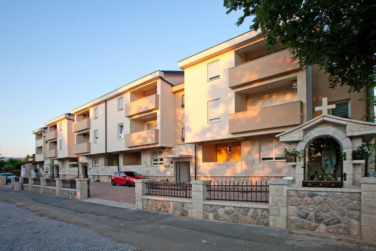 נייביצה Apartments Maslina II מראה חיצוני תמונה