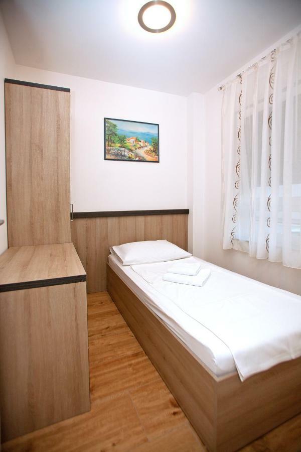 נייביצה Apartments Maslina II מראה חיצוני תמונה